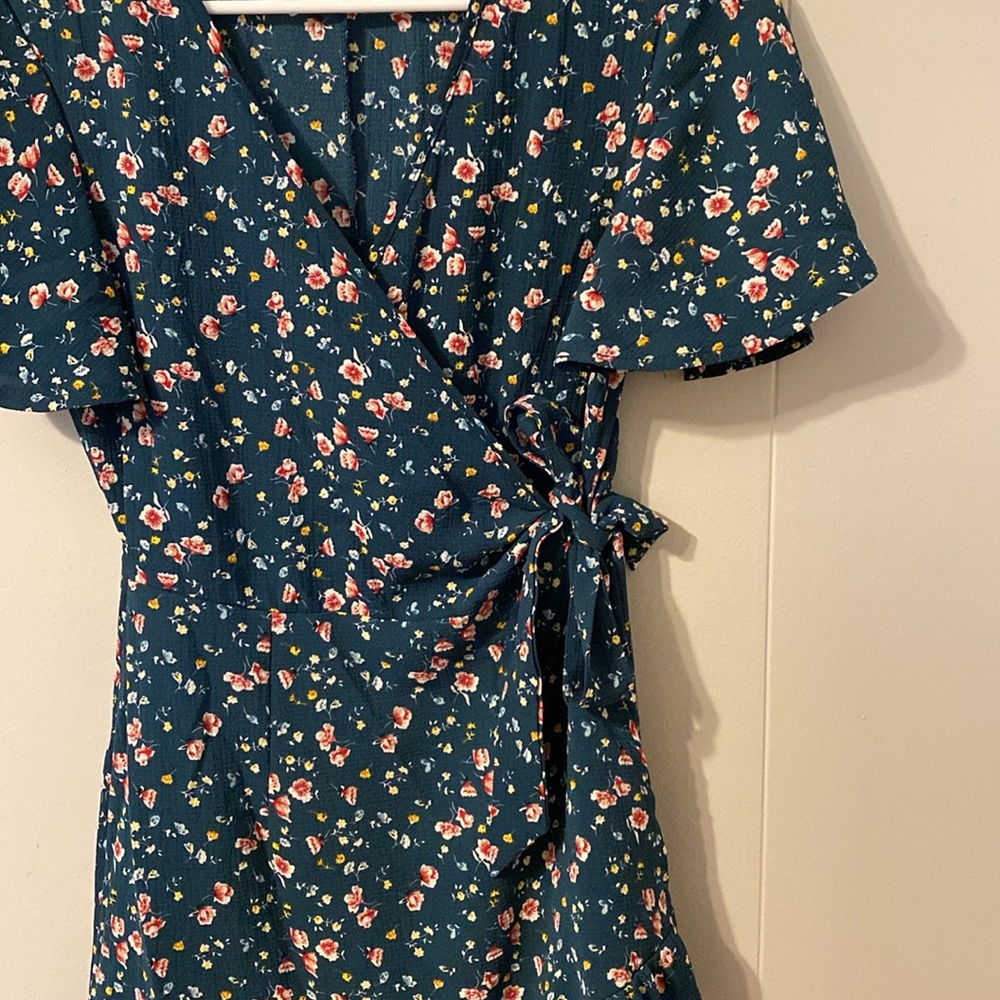 Emerald green floral V cut wrap dress - day dress, shower party dress